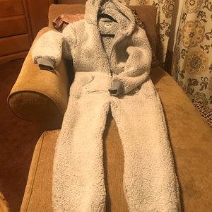 Victoria’s Secret Pink Sherpa Onzie